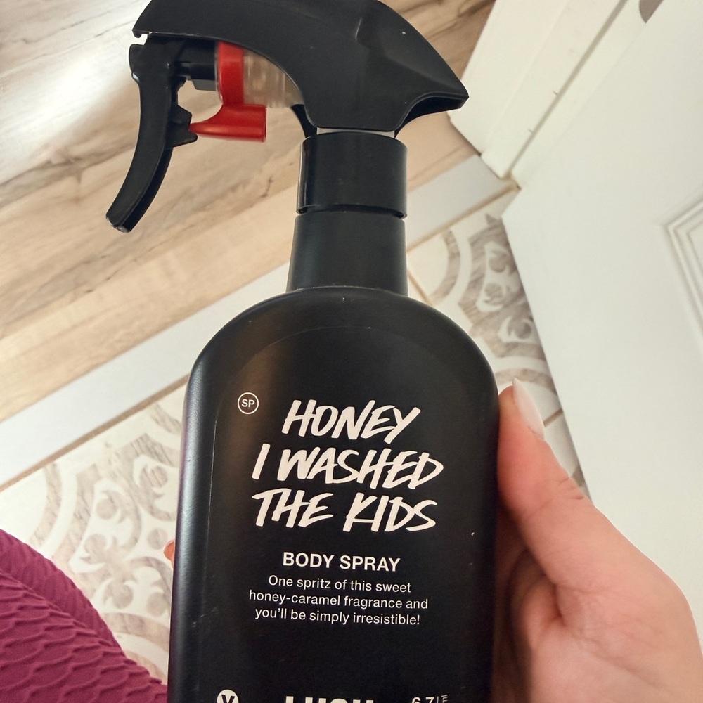 Lush Honey I Washed The Kids Body Spray - Black Bottle